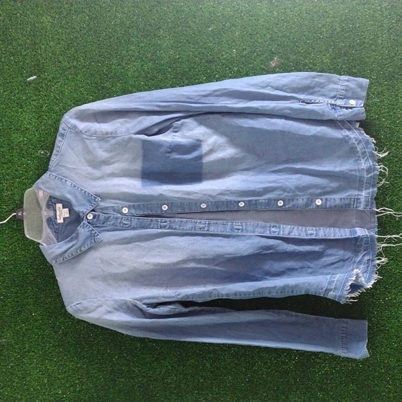 Splendid long sleeve blue jean button down - Picture 1 of 3